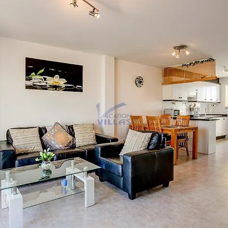 Jardines De Iii , Penthouse Apartment *